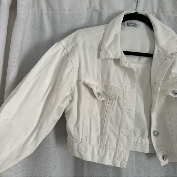 White Fringe Denim Jacket - Picture 4 of 8
